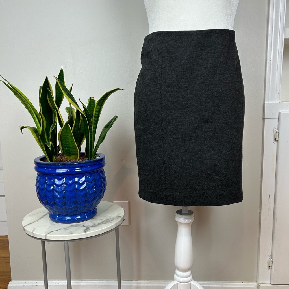 J. Jill Charcoal Gray Ponte Knit Stretch Mini Pencil Skirt